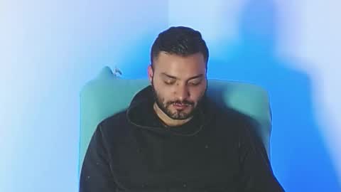 Snapshot of robert_leroy chatting on November 16, 4:29 am Stiven - online show from November 16, 4:29 am