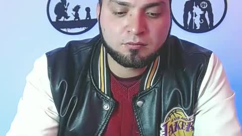 Snapshot of robert_leroy chatting on November 28, 4:53 pm Stiven - online show from November 28, 4:53 pm