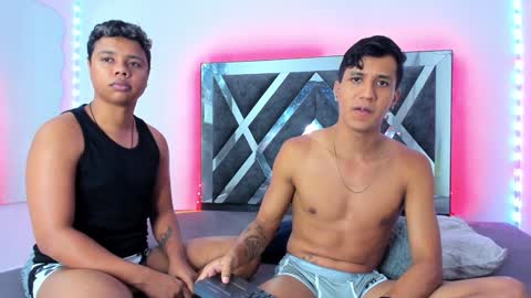 Snapshot of robertmiller21 chatting on January 7, 4:39 am Robert Miller And Mael Thompson online show from January 7, 4:39 am