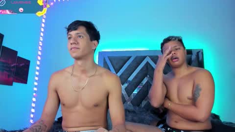 Snapshot of robertmiller21 chatting on October 4, 4:54 am Robert Miller And Mael Thompson online show from October 4, 4:54 am