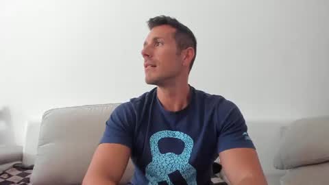 roberto4ever online show from August 5, 9:34 am