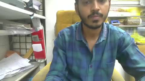 Snapshot of robertsalia220 chatting on December 25, 12:05 pm Robertsalia online show from December 25, 12:05 pm