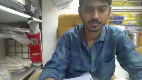 Snapshot of robertsalia220 chatting on January 20, 11:56 am Robertsalia online show from January 20, 11:56 am