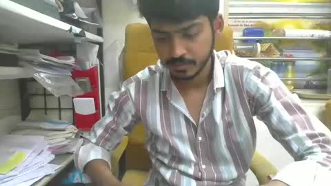 Snapshot of robertsalia220 chatting on February 7, 10:50 am Robertsalia online show from February 7, 10:50 am