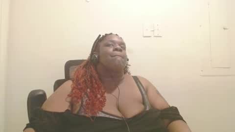 Snapshot of robertswhitney52 chatting on September 22, 11:01 am robertswhitney52 online show from September 22, 11:01 am