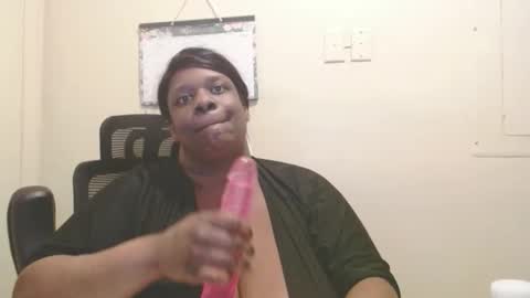 robertswhitney52 online show from March 13, 9:27 am