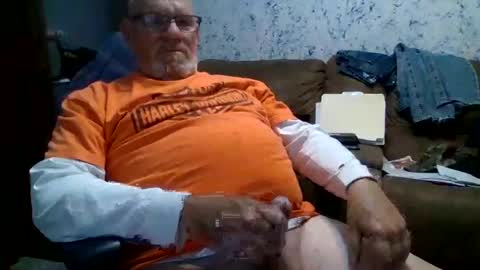 Snapshot of robglide chatting on August 1, 2:33 am robglide online show from August 1, 2:33 am
