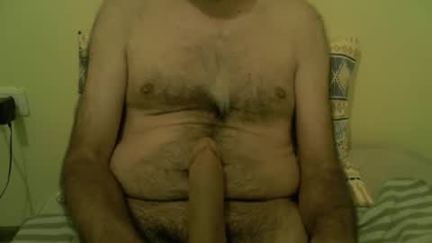 Robhin maduro online show from March 17, 4:50 am