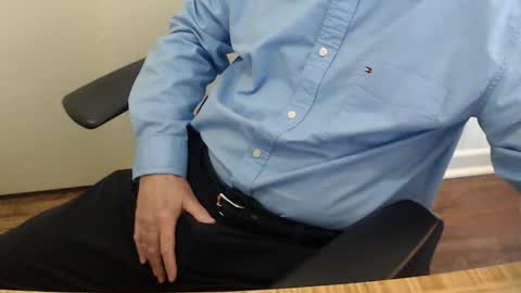 Snapshot of robidan6923 chatting on May 20, 10:16 pm robidan6923 online show from May 20, 10:16 pm
