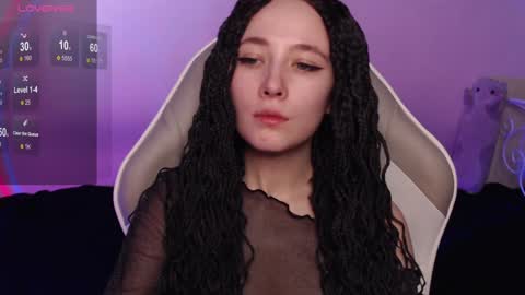 Snapshot of robin_yours chatting on February 7, 8:22 am Robin your online show from February 7, 8:22 am