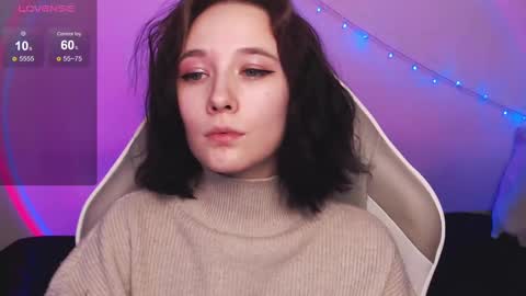 Snapshot of robin_yours chatting on March 7, 11:07 am Robin your online show from March 7, 11:07 am