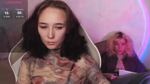 Snapshot of robin_yours chatting on September 13, 11:10 am Robin your online show from September 13, 11:10 am