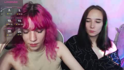 Snapshot of robin_yours chatting on September 26, 3:05 pm Robin your online show from September 26, 3:05 pm