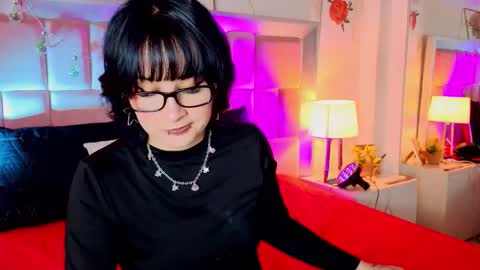 robin D online show from May 6, 2:11 pm