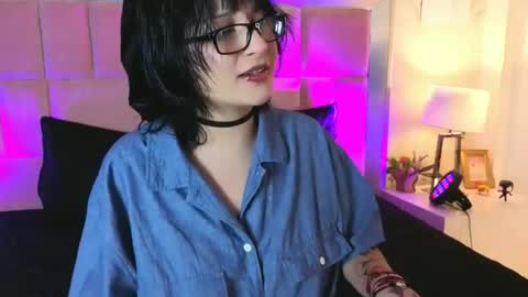 robin D online show from June 18, 12:31 pm