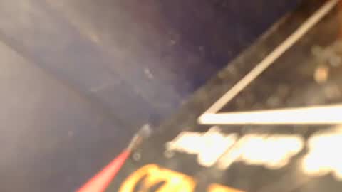 Snapshot of robincom23 chatting on December 7, 8:22 am R online show from December 7, 8:22 am