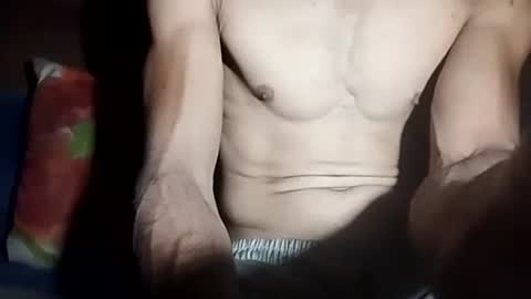 Snapshot of robincom23 chatting on September 11, 1:28 am R online show from September 11, 1:28 am