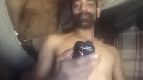 Snapshot of robincom23 chatting on September 19, 1:51 am R online show from September 19, 1:51 am