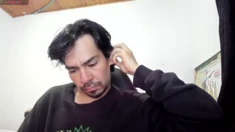Robin online show from July 7, 12:02 am