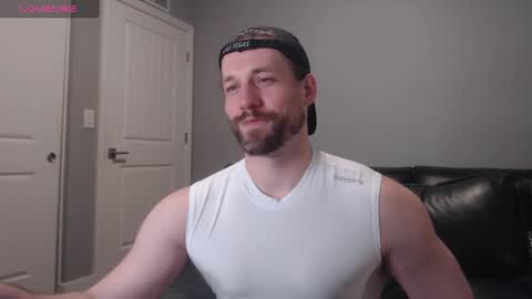 Snapshot of robknocks chatting on September 19, 8:09 pm Rob Knocks online show from September 19, 8:09 pm