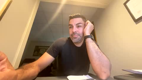 Snapshot of roblatino12 chatting on March 8, 4:06 pm roblatino12 online show from March 8, 4:06 pm