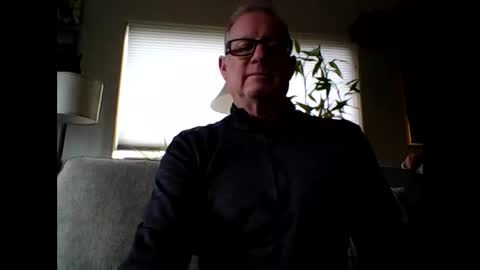 Snapshot of robo0000 chatting on October 25, 9:31 pm robo0000 online show from October 25, 9:31 pm