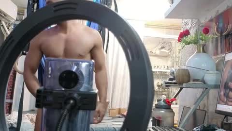 Snapshot of robotjojo1888 chatting on October 25, 10:26 pm cazador 99 online show from October 25, 10:26 pm