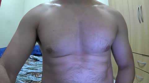 Snapshot of robson1022 chatting on January 6, 3:10 am robson1022 online show from January 6, 3:10 am