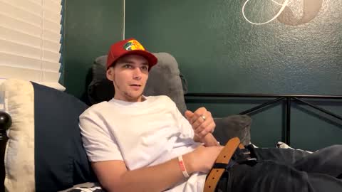 Rob witha 8 online show from December 2, 12:41 am