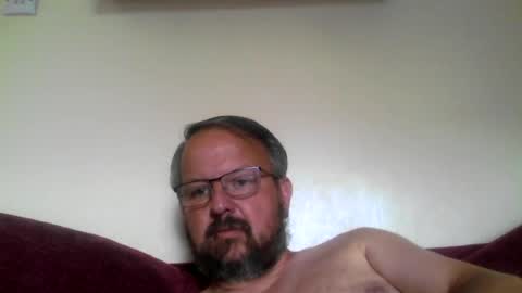 Snapshot of robxx32 chatting on June 30, 1:01 pm robxx32 online show from June 30, 1:01 pm