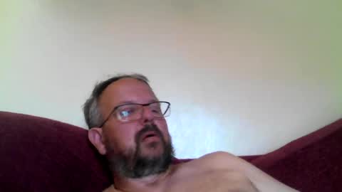 Snapshot of robxx32 chatting on July 25, 2:58 pm robxx32 online show from July 25, 2:58 pm