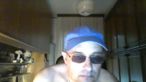 robertino online show from July 14, 11:49 am