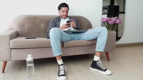 roby_millerr online show from November 18, 7:29 pm