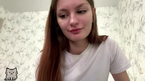 robynsentinella online show from January 14, 6:30 am