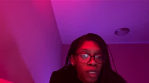 robynthegoddess online show from March 29, 2:33 am