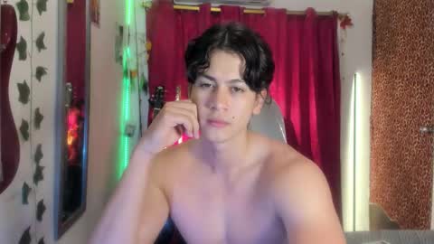 Snapshot of roca_inca chatting on October 21, 6:14 am roca inca online show from October 21, 6:14 am