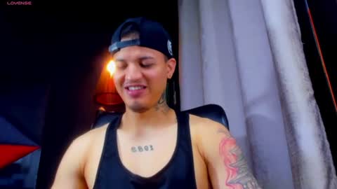 rocco_santos online show from June 26, 6:56 pm