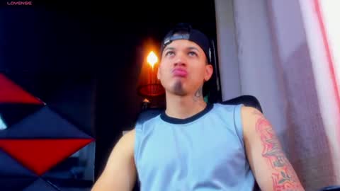 rocco_santos online show from June 27, 6:46 pm