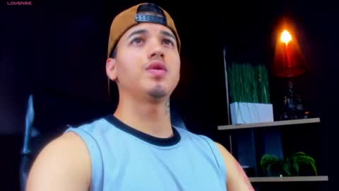rocco_santos online show from July 8, 11:09 pm