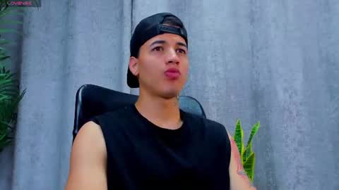 rocco_santos online show from July 29, 12:25 pm