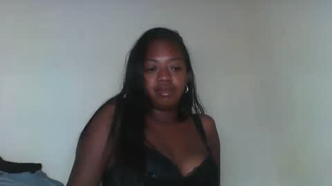 rochellinah online show from March 22, 6:33 pm