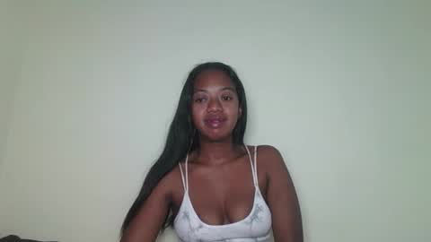 rochellinah online show from April 27, 10:13 am