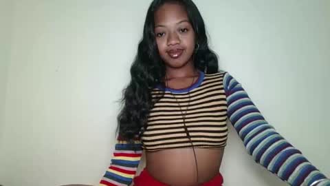 rochellinah online show from May 20, 11:38 am