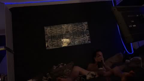 Snapshot of rockemx chatting on January 4, 4:11 pm rockemx online show from January 4, 4:11 pm