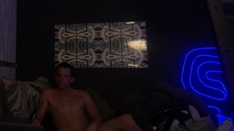 Snapshot of rockemx chatting on January 9, 2:22 am rockemx online show from January 9, 2:22 am