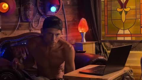 Snapshot of rockemx chatting on September 12, 6:24 am rockemx online show from September 12, 6:24 am