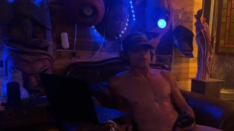 Snapshot of rockemx chatting on September 19, 9:22 am rockemx online show from September 19, 9:22 am