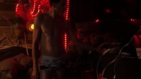 Snapshot of rockemx chatting on October 28, 7:34 am rockemx online show from October 28, 7:34 am