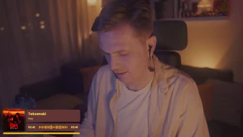 Rocket Bunny online show from October 1, 5:41 pm