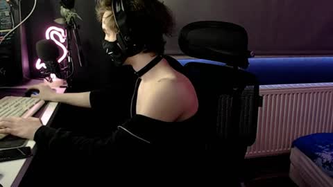 RocketManChannel online show from April 14, 4:57 pm